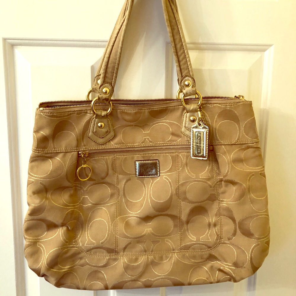 Coach handbag ⚡️
